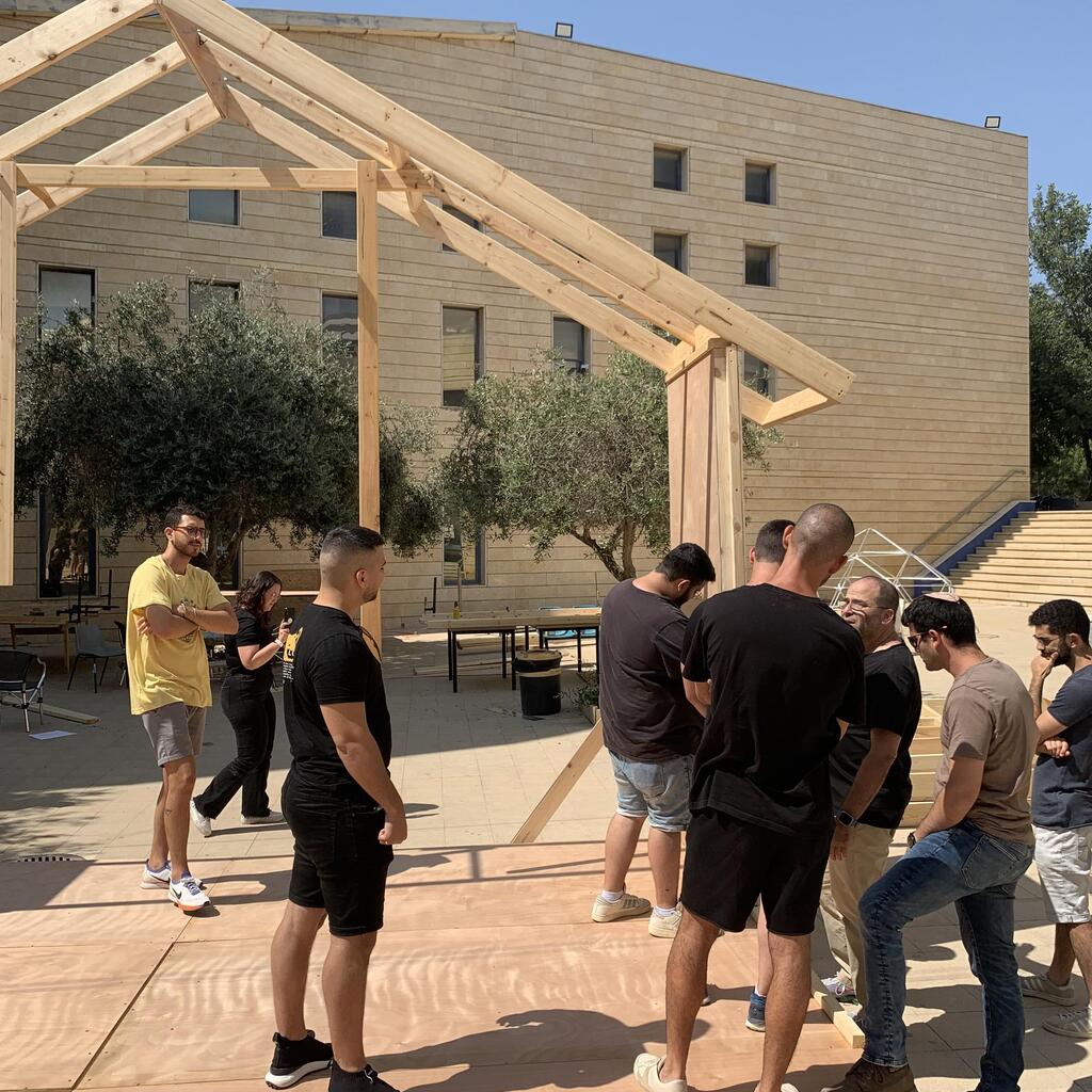 בית אקולוגי שפותח באוניברסיטת אריאל