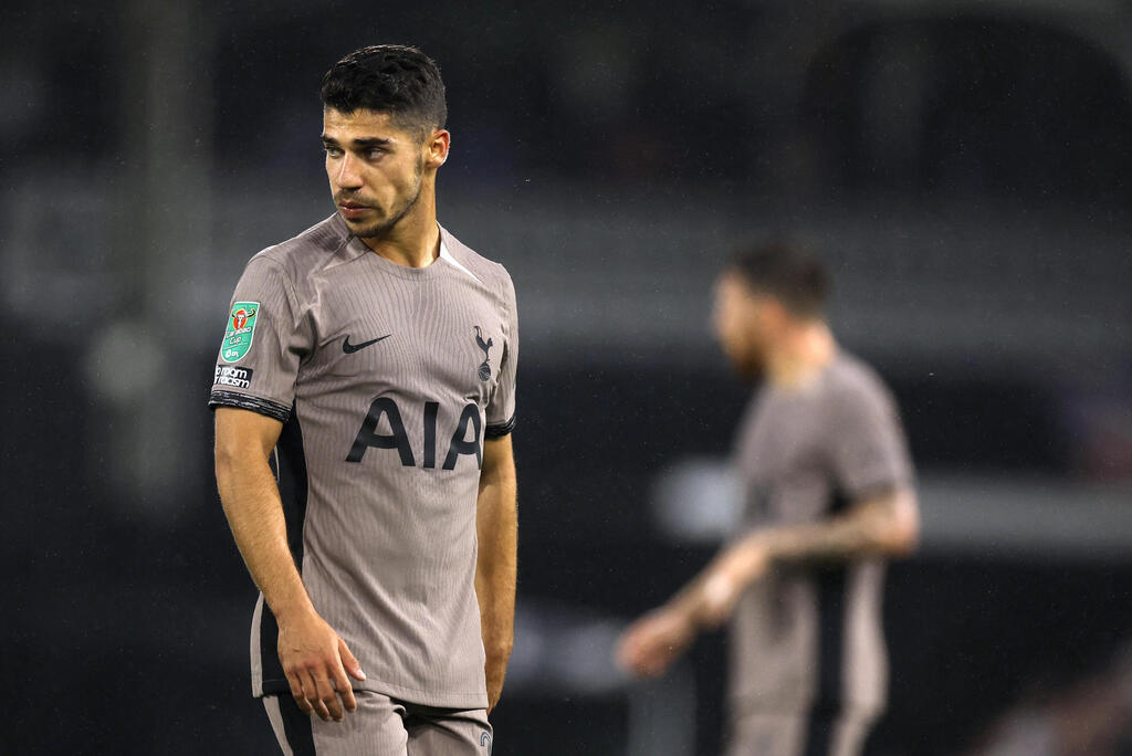 Spurs star Son told by his own father he needs 'top club' move to