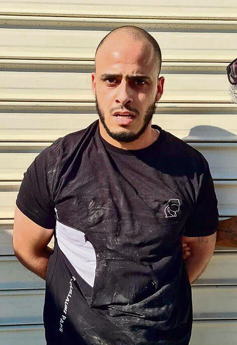 בכרי אחרי מעצרו, אתמול yk13572568