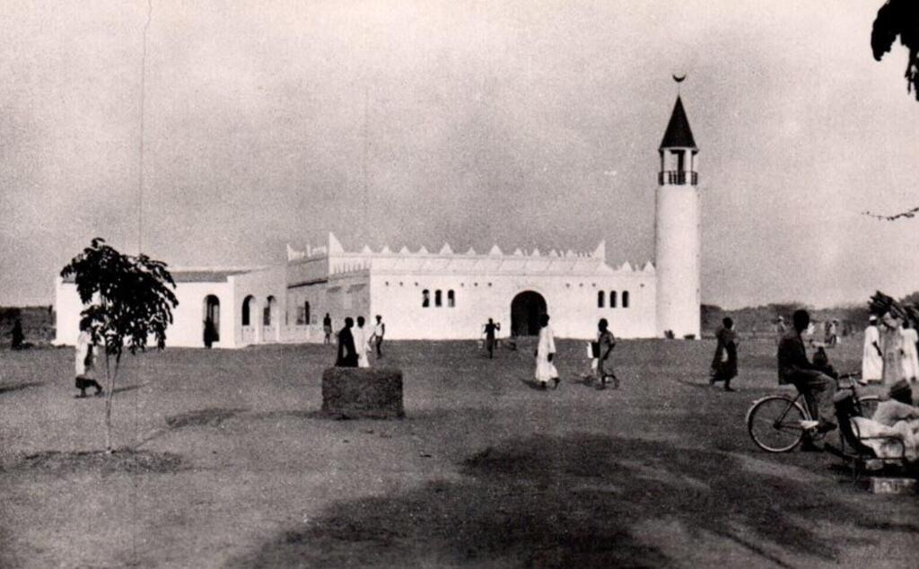 Fort Lamy mosque 