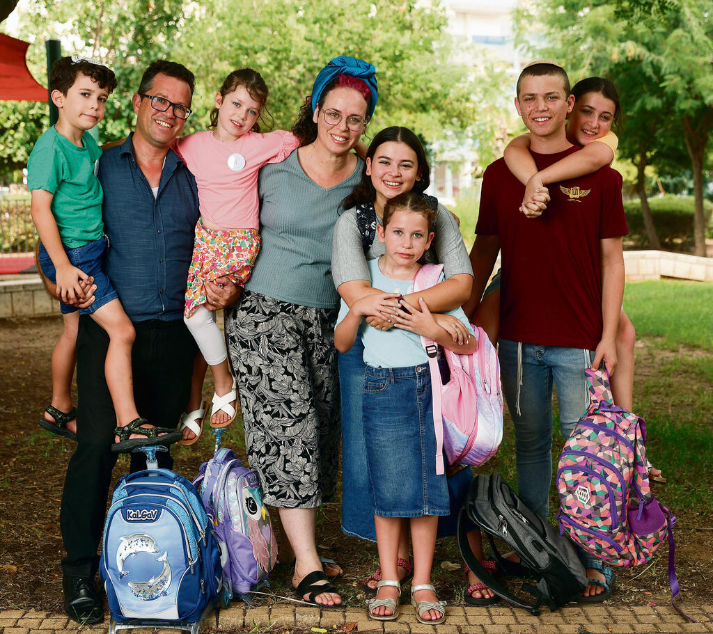 חינוך ביתי. משפחת וייס | צילום אביגיל עוזי yk13574247