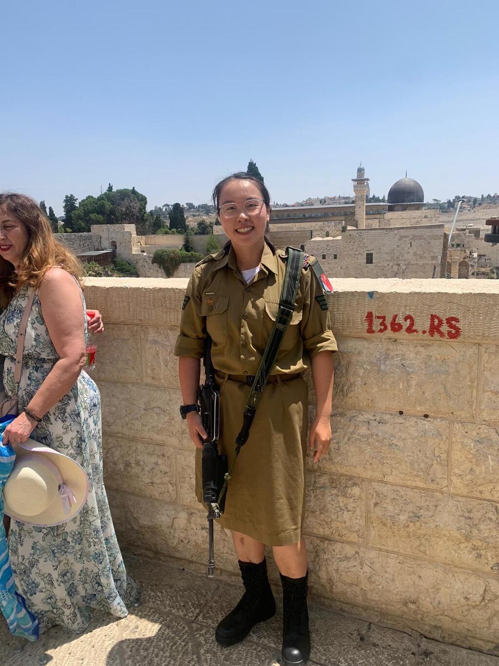 What It's Like to Be an Israeli Female Combat Soldier