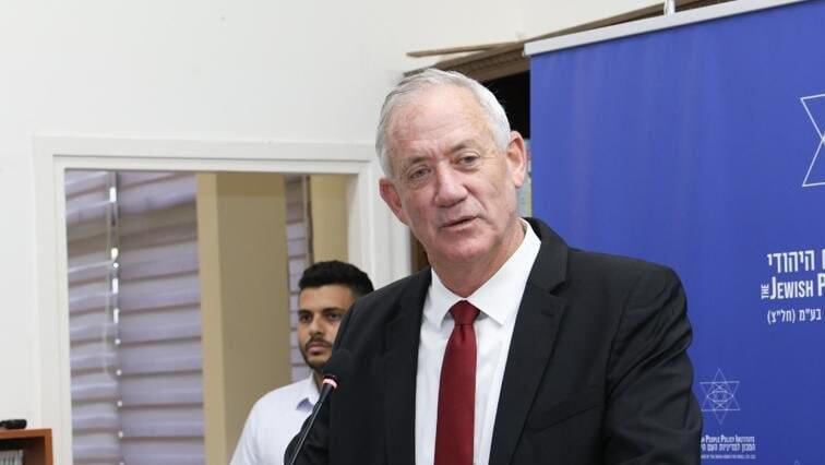 גנץ. במחנה הממלכתי הביעו פסימיות בנוגע למתווה הפשרה (צילום: מיכאל גולדברג) בני גנץ בכנס המכון למדיניות העם היהודי