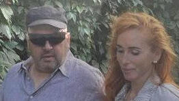 רוסיה גנרל ארמגדון סרגיי סורוביקין ו אשתו אנה תמונה ראשונה מאז המרד של קבוצת וגנר שאחריו נעלם