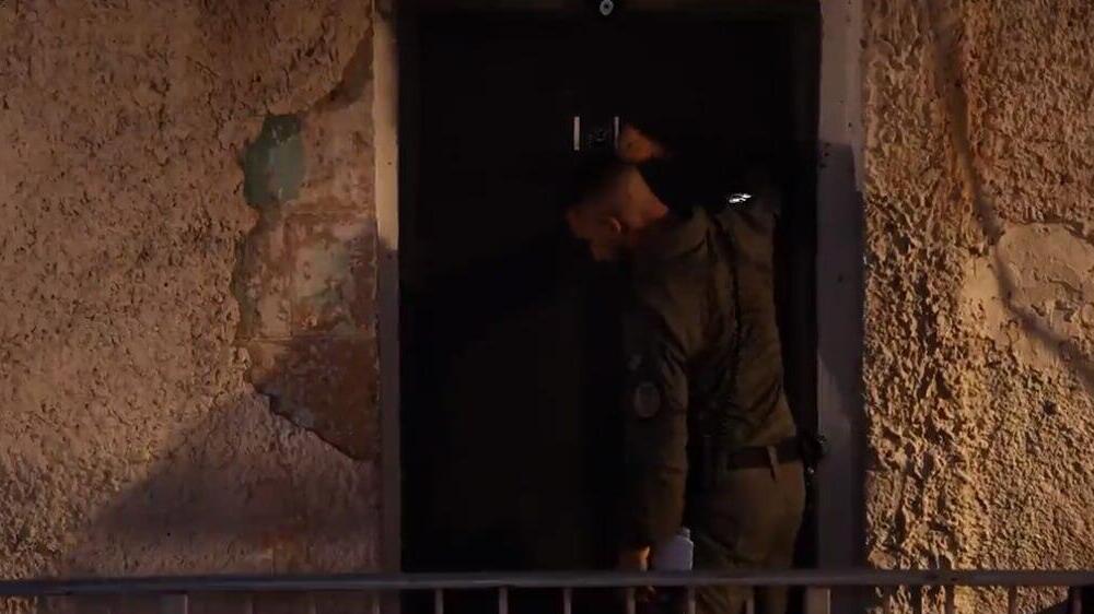 הפשיטה המשטרתית (צילום: דוברות המשטרה) מעצר סוחרי סמים ברחבי הארץ על ידי המשטרה
