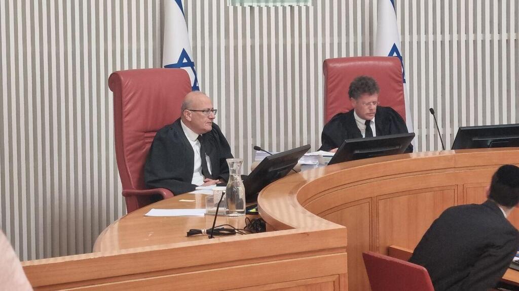 השופטים עמית ואלרון