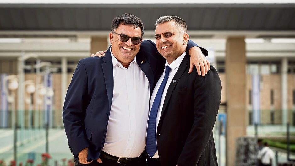 אופיר סופר ומיכאל ביטון. "הייתה לנו מהרגע הראשון שפה משותפת" (צילום: אלכס קולומויסקי) yk13593407