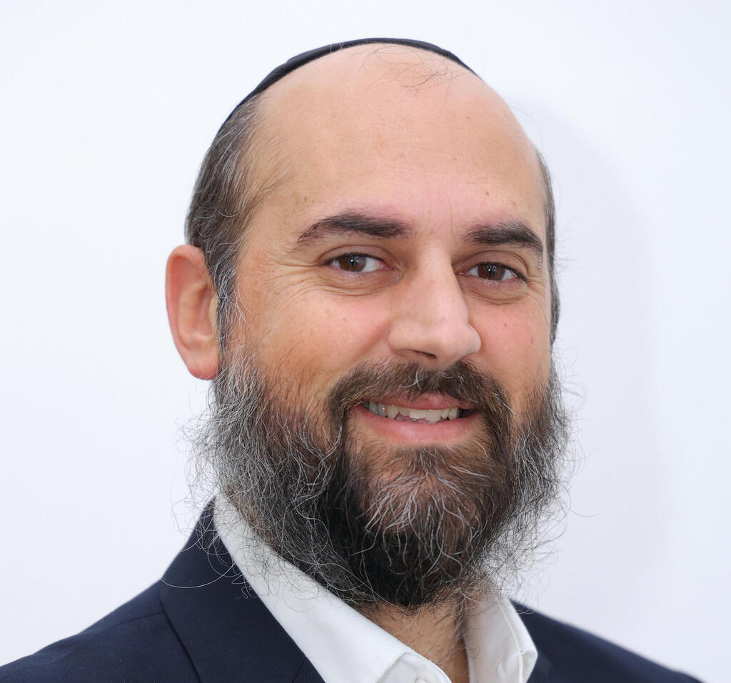 מאיר ואזנה yk9746701