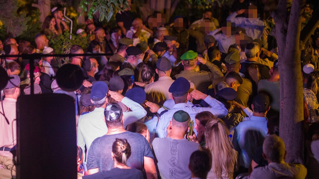 הלוויתה של החיילת ים מסיקה