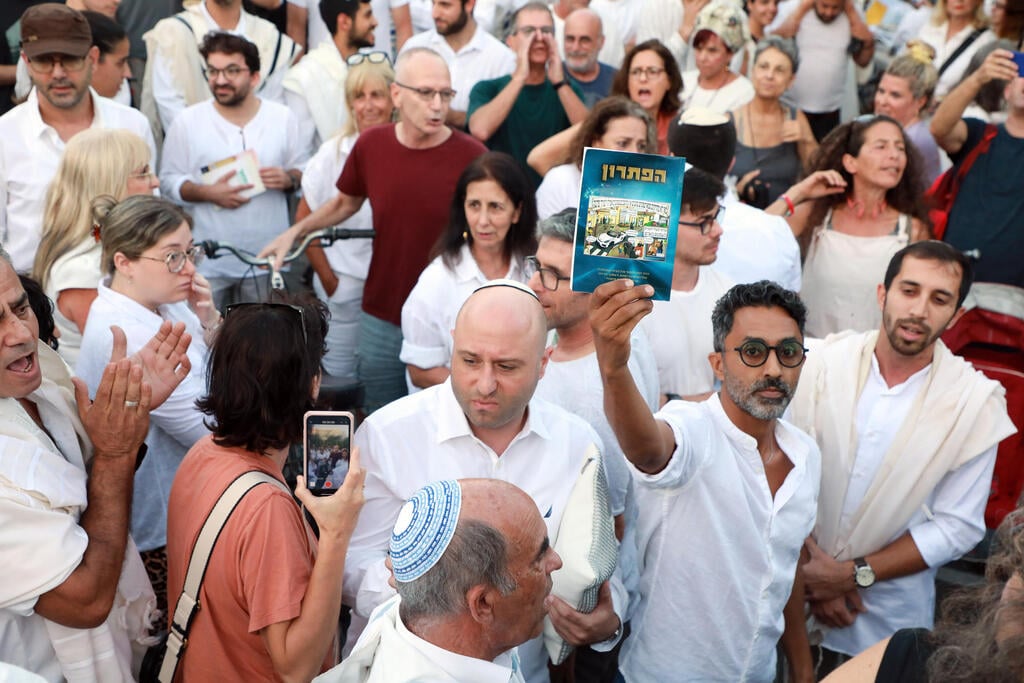 כיכר דיזנגוף בערב יום הכיפורים (צילום: דנה קופל) המהומות בכיכר דינזגוף, ערב יום הכיפורים