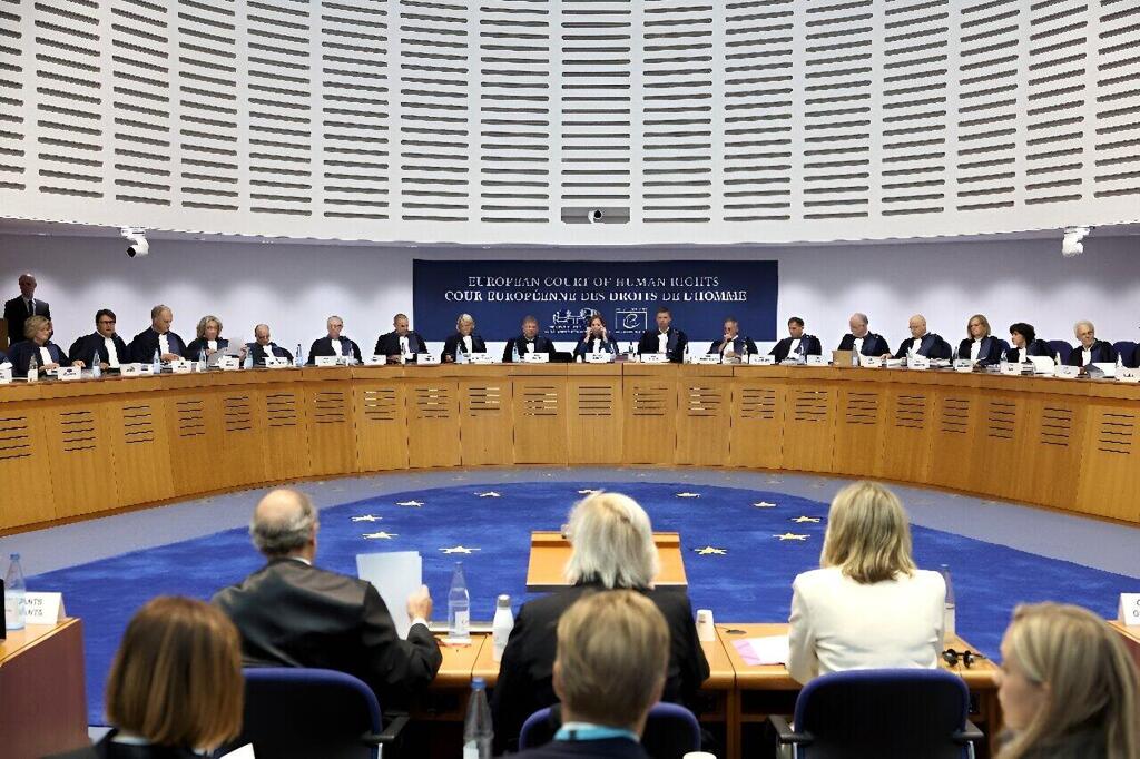 הרכב השופטים מטעם בית הדין האירופי לזכויות אדם, שדן בתביעה של ששת הצעירים מפורטוגל