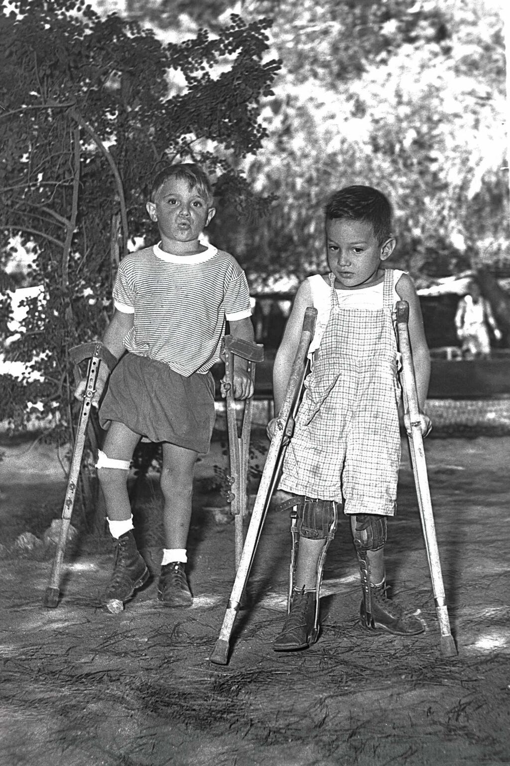 קייטנה לילדים שחלו בפוליו, רמת־גן, 1954