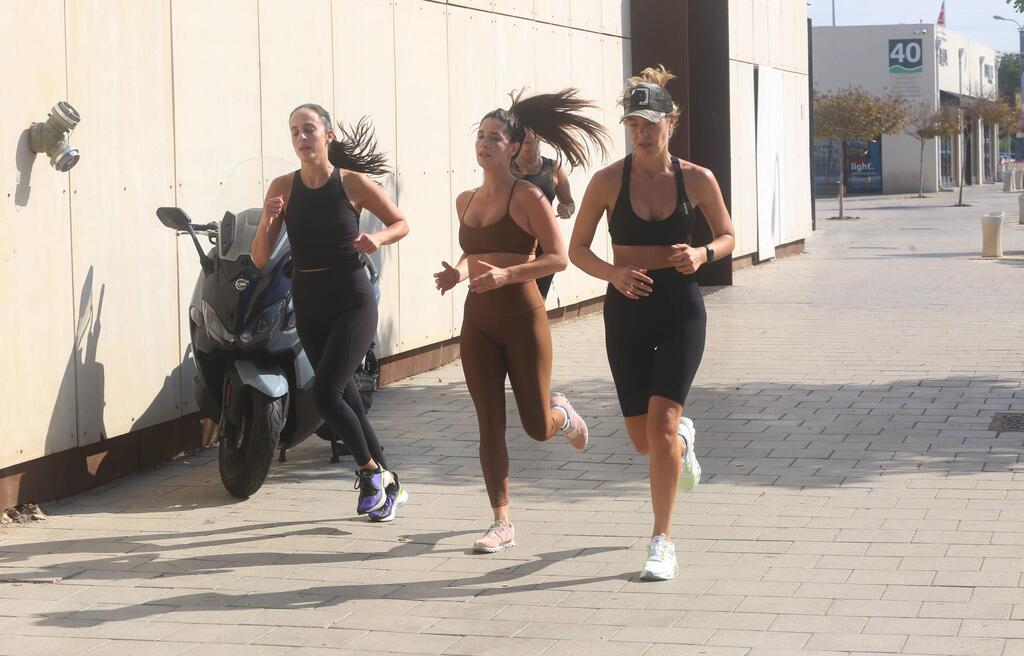 פפראצי רותם ישראל חן אמסלם ג'ני צרוואני 