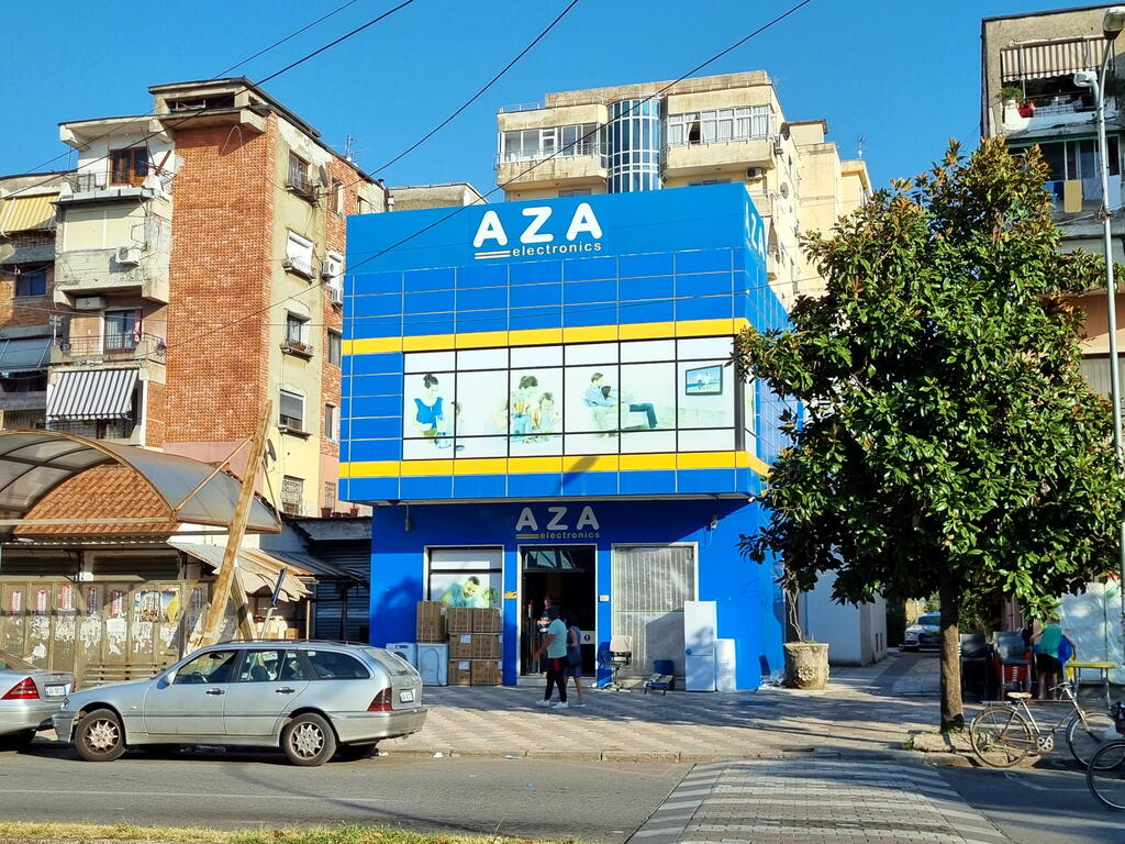 אירוני? שם הבניין שאומר הכל