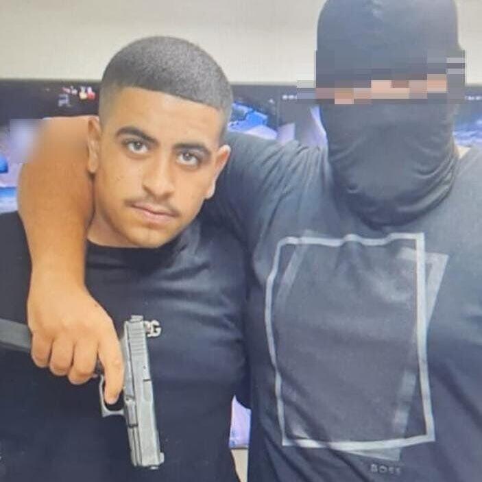 ודיע טראבלסי, החשוד בביצוע הירי לביתו של ראש העיר טמרה (צילום: דוברות המשטרה ) אדיע טראבלסי חשוד בביצוע הירי לביתו של ראש עיריית טמרה