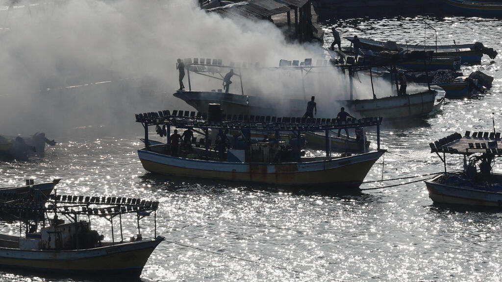 ההרס בעזה לאחר תקיפות צה"ל ב בנמל הים של העיר עזה