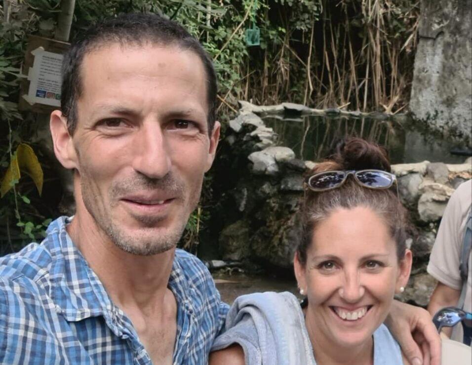 "אנשים שהם מלח הארץ". ליאת ואביב אצילי ליאת ואביב אצילי