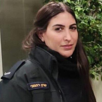 "היא הייתה לוחמת צדק, בחיים ובעבודה". רס"ל שרון רחמני ז"ל (צילום: דוברות המשטרה) רס"ן שרון רחמני