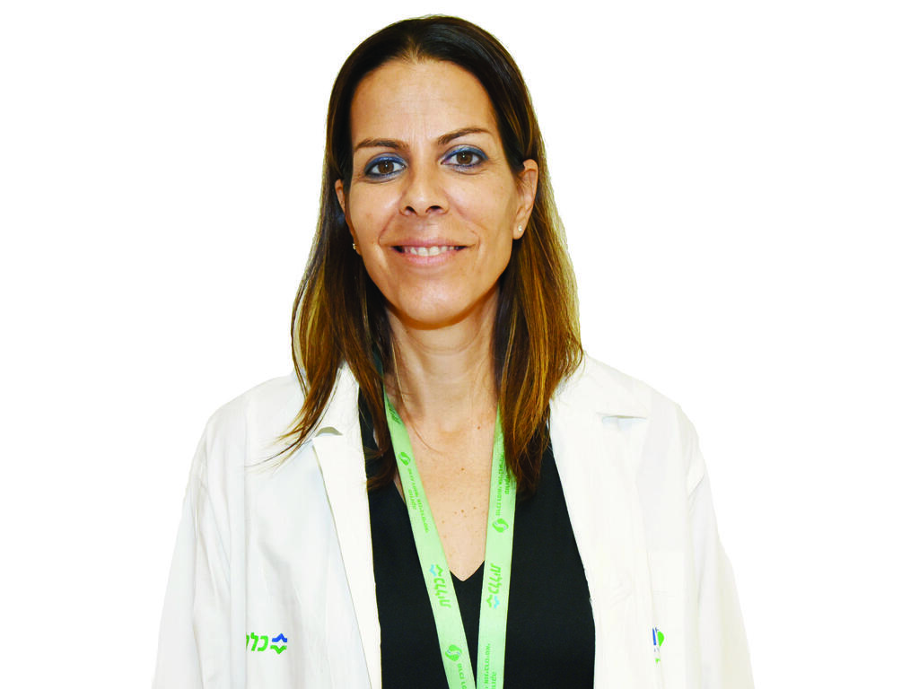 ד"ר רוית אגסי: "כל המראות נחתו עליי בלילה, הרגשתי איך פתאום אין לי אוויר"
(צילום: רחל דוד) ד"ר רוית אגסי