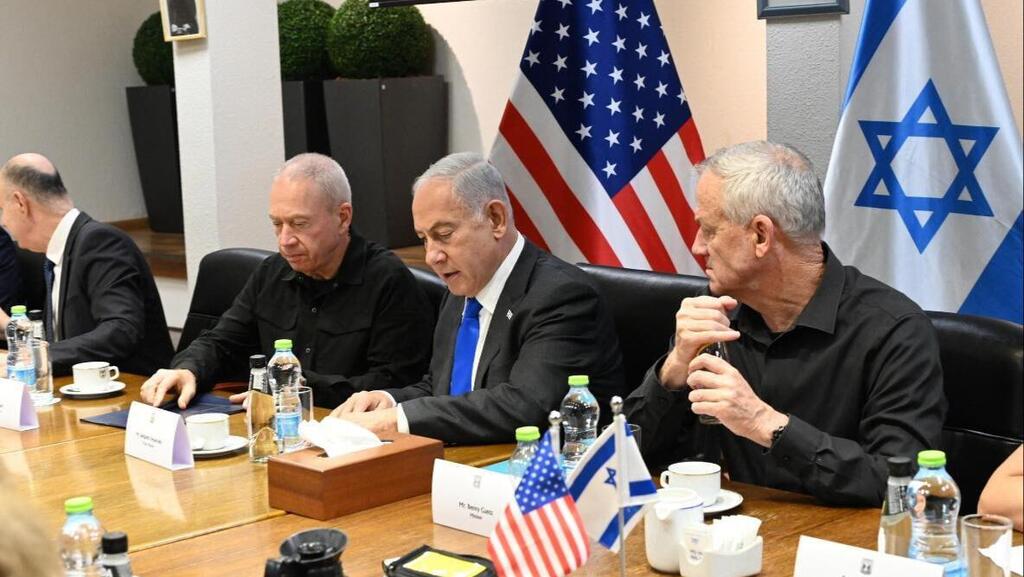 ראש הממשלה בנימין נתניהו ומזכיר המדינה של ארה"ב אנתוני בלינקן מקיימים פגישה מורחבת
