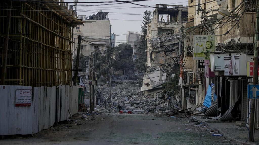 Aftermath of Israeli strikes on Gaza (Photo: Mohammed Saber / EPA ) רצועת עזה לאחר תקיפות צה"ל