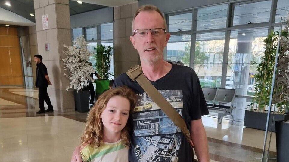 Ошибка в опознании: 8-летняя Эмили похищена ХАМАСом не мертвой, а живой