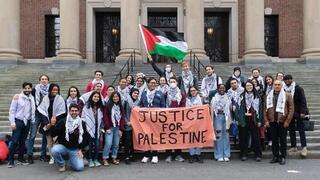 Pro-Palestinian students at Harvard 