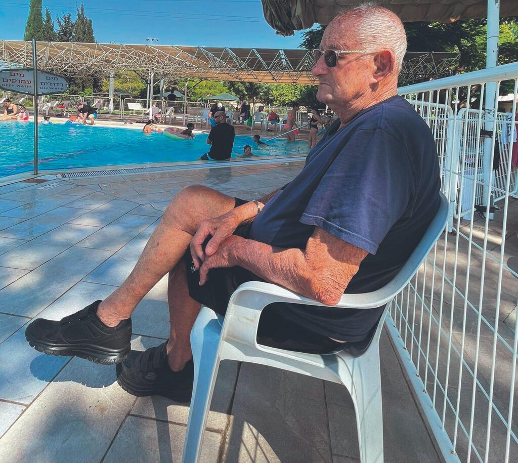 כרסטני אחרי שפונה לים המלח ( צילום: שלו שלום) אלי כרסטני
