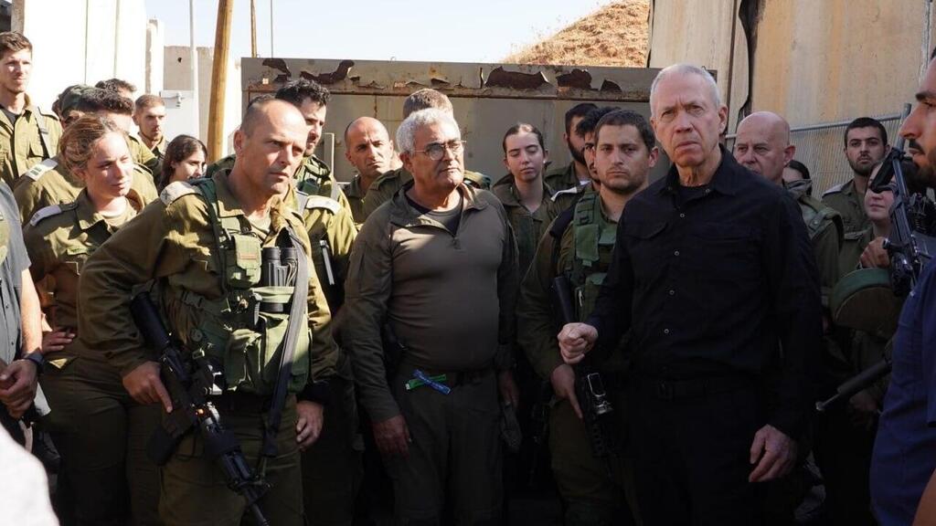 O ministro da Defesa, Yoav Gallant, visita a fronteira norte no sábado (Foto: Ministério da Defesa) יואב גלנט בהערכת מצב בגבול הצפון