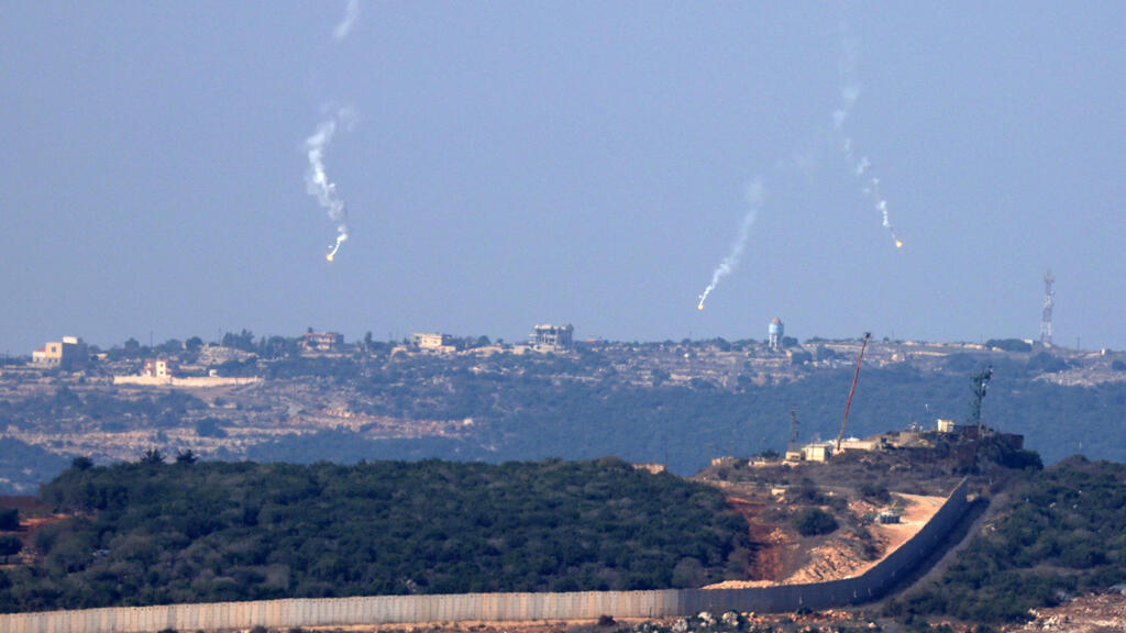 תקיפות בגבול לבנון (צילום: FADEL SENNA / AFP) תקיפות בגבול לבנון