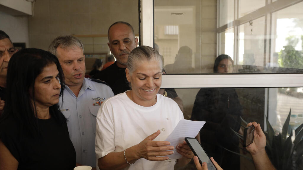 האם מרגלית מגידיש (צילום: Amir Levy/Getty Images) אמא של אורי מגידיש מוסרת הצהרה