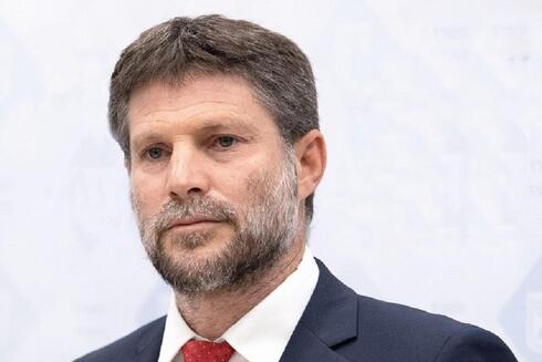 סמוטריץ' איים על משרד התחבורה: לא נממן הסעת חיילים בשבת