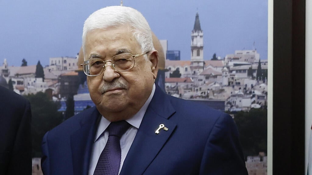 Mahmoud Abbas (Photo: Jonathan Ernst/Pool photo via AP) אנתוני בלינקןנפגש עם אבו מאזן ברמאללה
