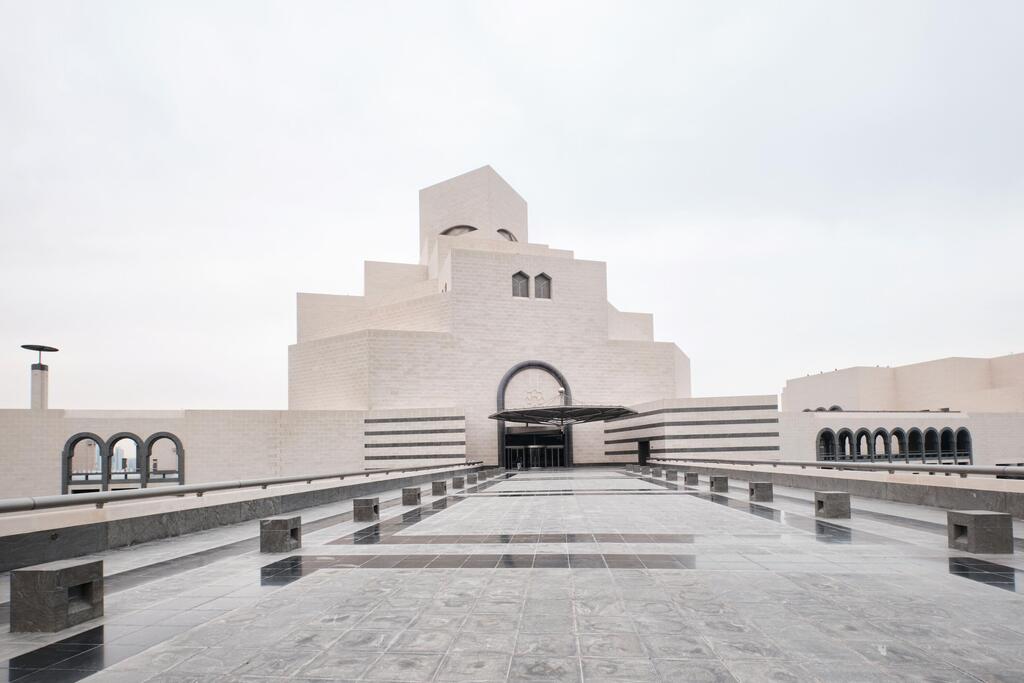 שילוב של מבנה מסורתי ומודרני. Museum of Islamic Art (צילום: BERK OZDEMIR, shutterstock) Museum of Islamic Art, קטאר