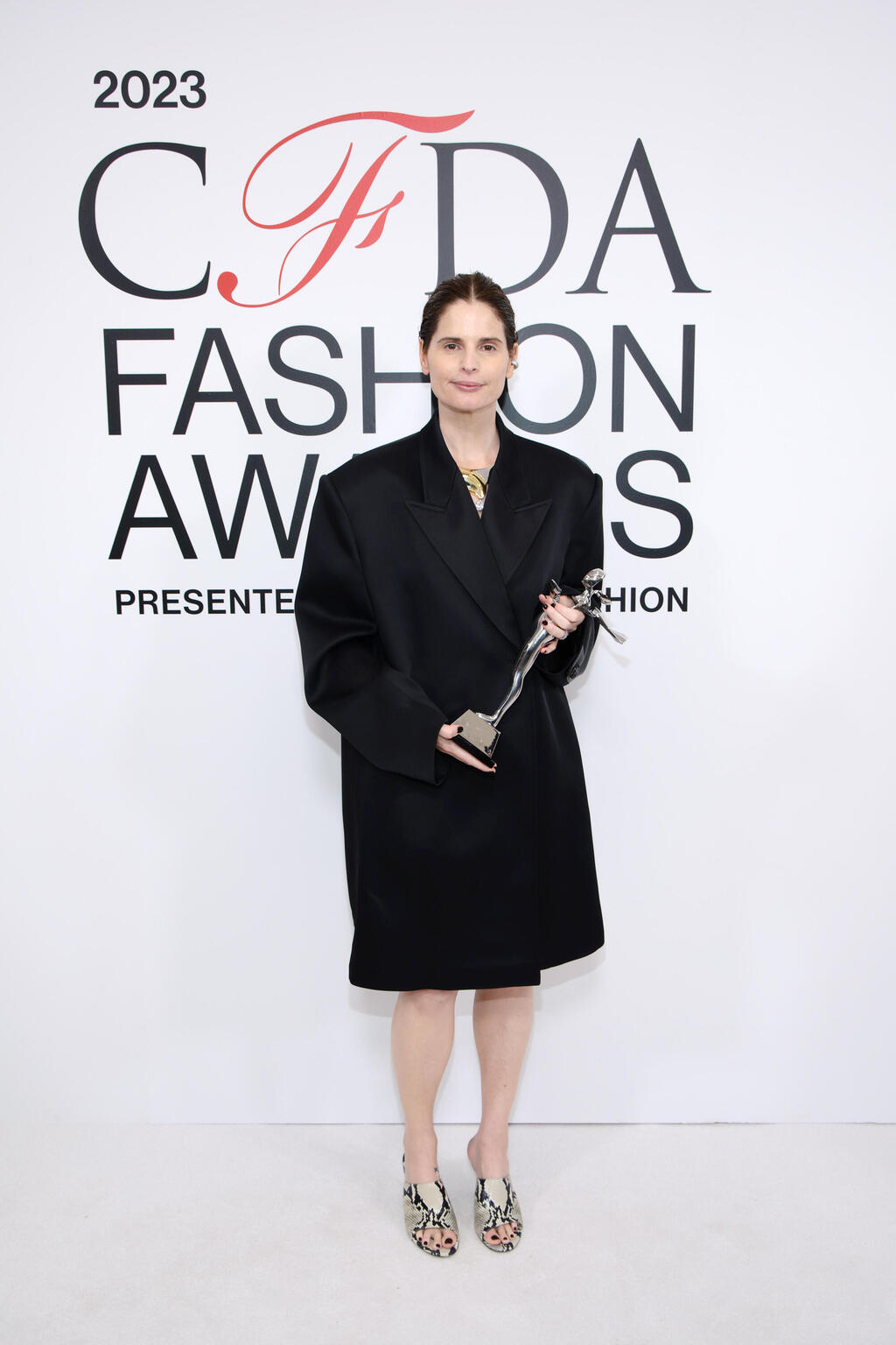 קתרין הולסטיין בטקס פרסי האופנה של CFDA ל-2023