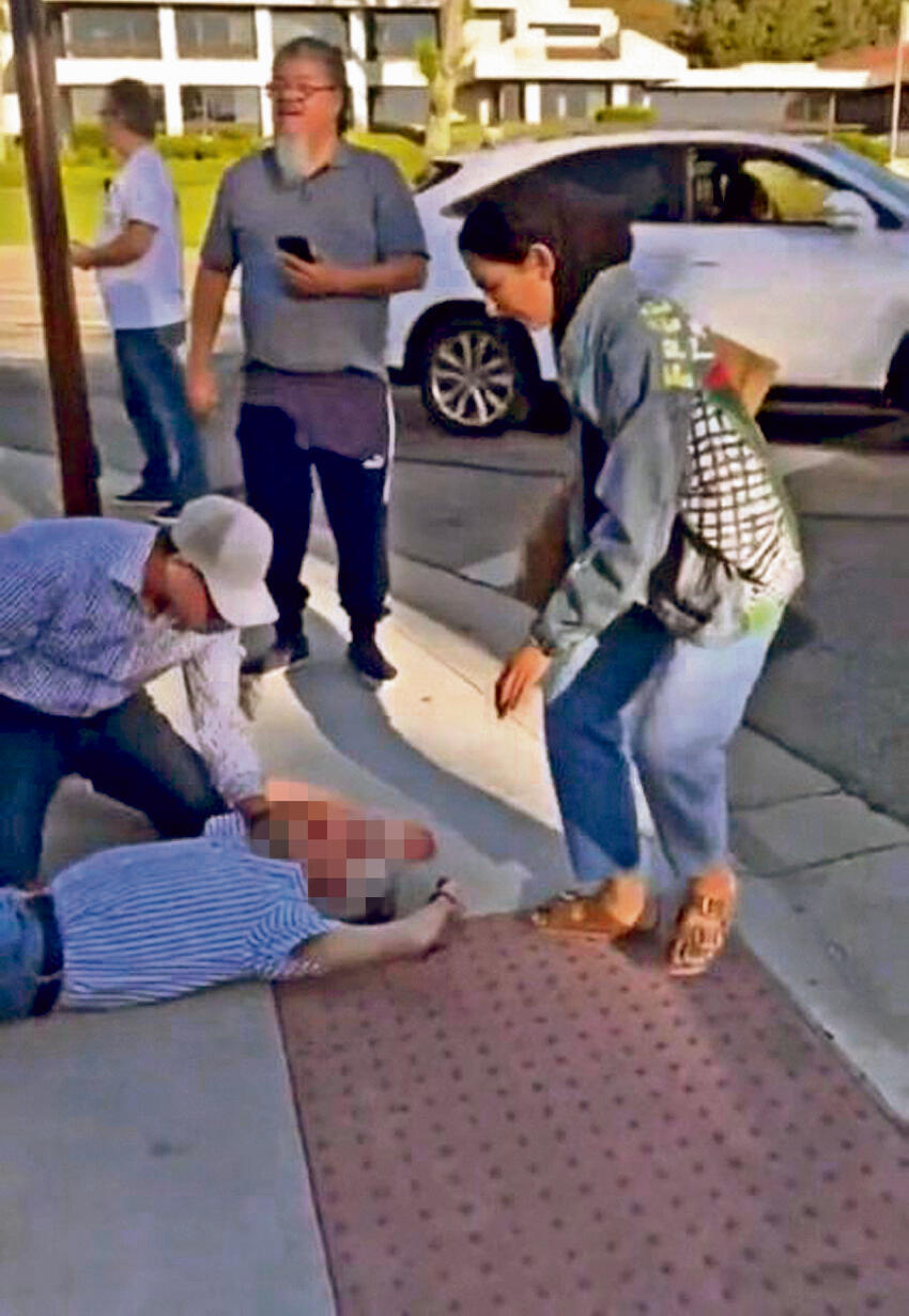 קסלר אחרי שהוכה yk13667155