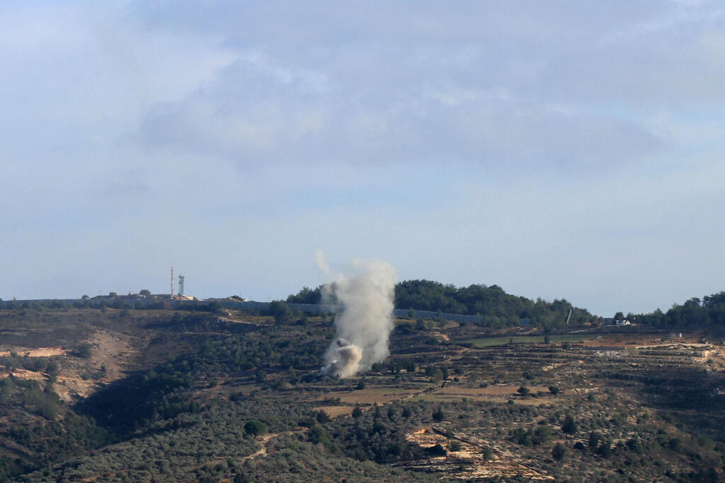 ירי פגזים של צה"ל לדרום לבנון (צילום: AFP) ירי פגזים של צה"ל לעבר דרום לבנון