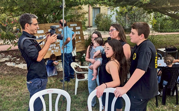 Roy Edan in Kfar Aza (Photo: Sagit Mor) yk13680358