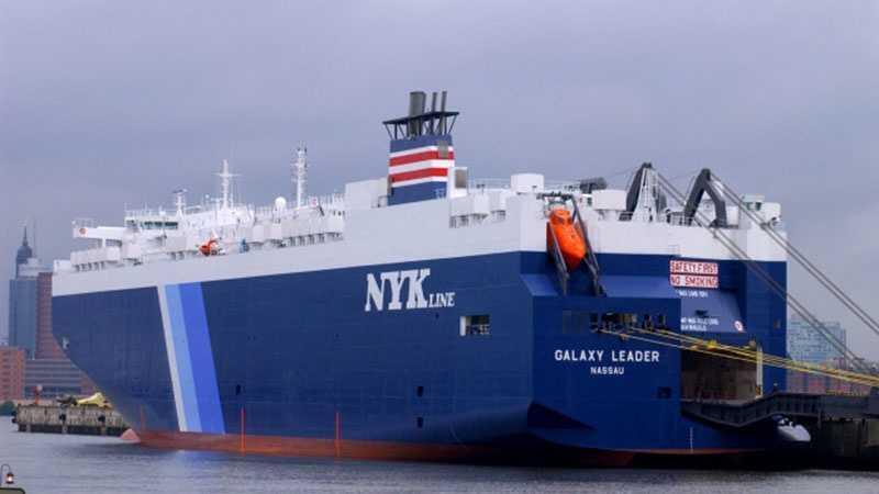 Houthi rebels hijack 'Israeli' cargo ship, report says; Netanyahu: 'Iranian  attack ag