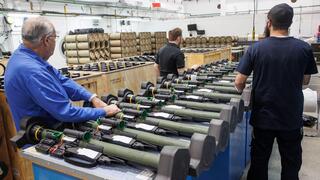  ביקור בפסי הייצור של התעשייה הביטחונית רפאל