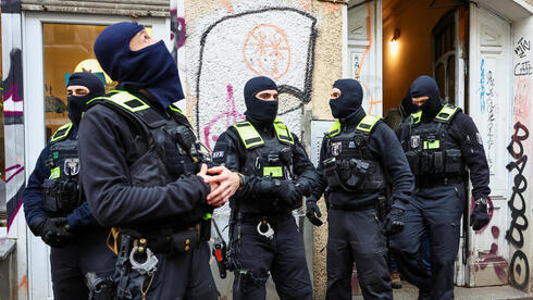 German police raid homes of Hamas members in crackdown on