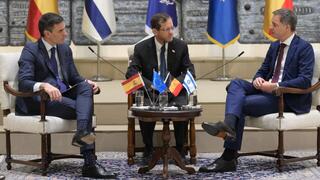  נשיא המדינה יצחק הרצוג נפגש הבוקר, עם ראש ממשלת בלגיה, אלכסנדר דה- קרו, וראש ממשלת ספרד, פדרו סנצ׳ס