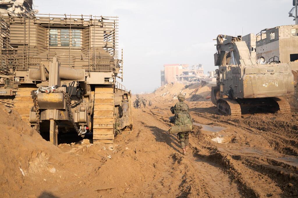 פשיטת צה"ל במחנה שאטי בעזה (צילום: דובר צה"ל) פשיטה צה"ל מחנה פליטים שאטי ב עזה