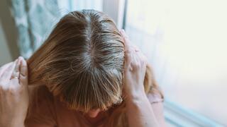 נשים שמפסיקות לצבוע את השיער 
