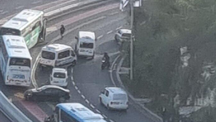 Scene of attack near entrance to Jerusalem פיגוע ירי ירושלים