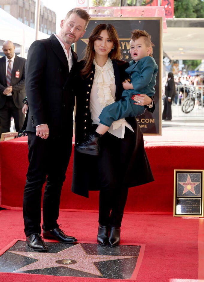 מקולי קאלקין וברנדה סונג (צילום: Amy Sussman/Getty Images) מקולי קאלקין ברנדה סונג