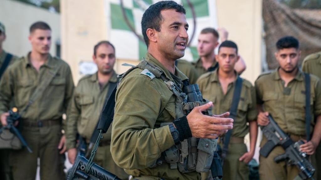 Farewell to a hero of Israel: He kissed his son and went out to battle ...