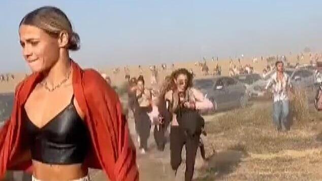 האישה באדום המסיבה ברעים פסטיבל נובה ולאדה פטפוב