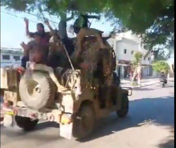 ג'יפ האמר צה"לי שנגנב על ידי מחבלי חמאס מנחל עוז בפלישה בשבעה באוקטובר