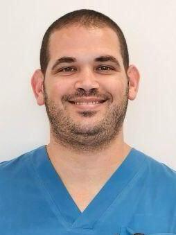 ד"ר מאיר דבקו מבית החולים אסותא אשדוד